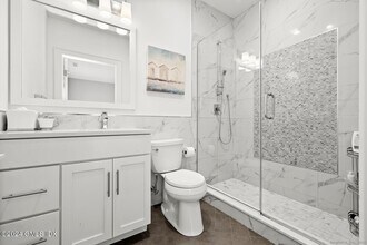 1381 E Putnam Ave in Greenwich, CT - Building Photo - Building Photo