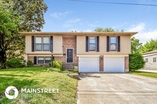 1042 Cristland Rd in Louisville, KY - Building Photo