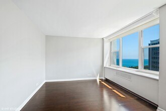 4250 N Marine Dr in Chicago, IL - Building Photo - Building Photo