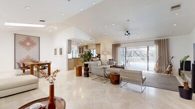 2899 NW 26th Ave in Boca Raton, FL - Building Photo - Building Photo