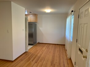 1300 Albina Ave-Unit -A in Berkeley, CA - Building Photo - Building Photo