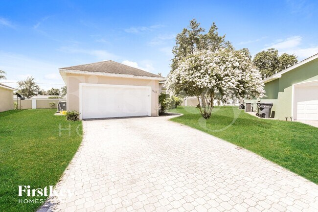 1020 Robin Ln in Winter Haven, FL - Building Photo - Building Photo