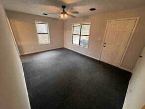 621 Co Rd 207, Unit 3 in Eureka Springs, AR - Foto de edificio - Building Photo