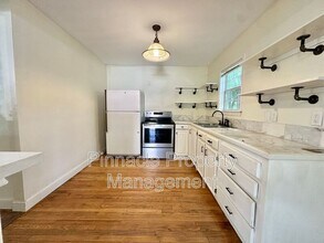 421 S Van Buren St in San Angelo, TX - Building Photo - Building Photo