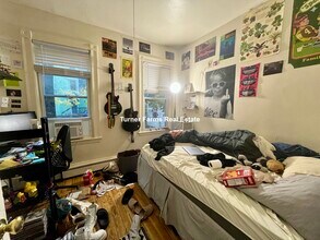 97 Calumet St, Unit 1 in Boston, MA - Foto de edificio - Building Photo