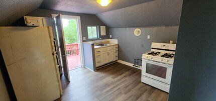 70 E Rockwood Ave in River Rouge, MI - Building Photo - Building Photo