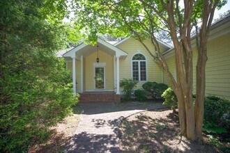 171 Boiling Spring Cir in Southern Pines, NC - Building Photo - Building Photo