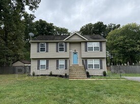 9101 McPherson St in Brandywine, MD - Building Photo