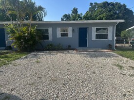 2156 18th St in Vero Beach, FL - Building Photo
