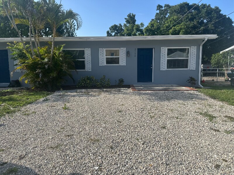 2156 18th St, Unit 2156 in Vero Beach, FL - Building Photo