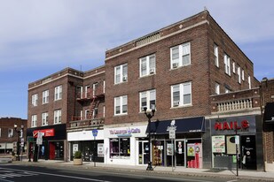 215 Franklin Ave in Nutley, NJ - Building Photo