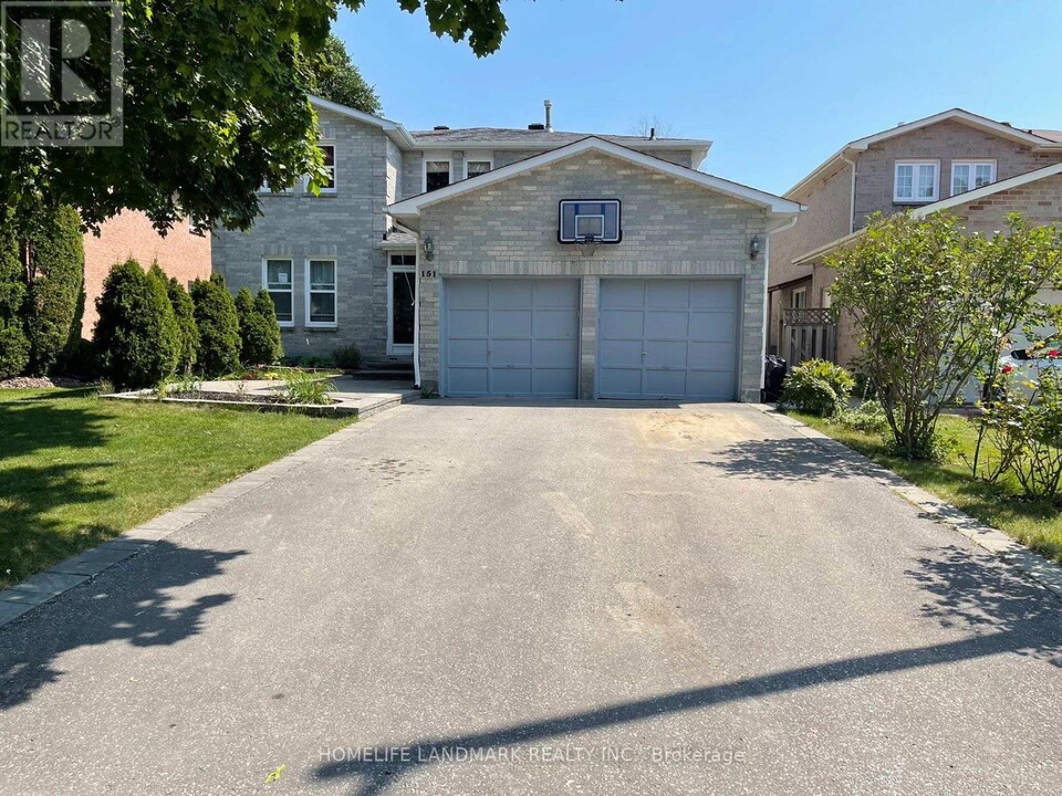 151 Cooperage Crescent in Richmond Hill, ON - Building Photo