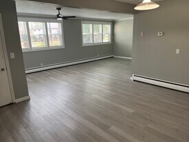 22 Barone Cir, Unit Lower in Cheektowaga, NY - Building Photo