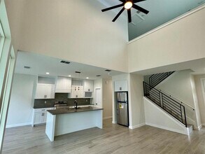 7511 Cresta Bella St in Laredo, TX - Building Photo - Building Photo