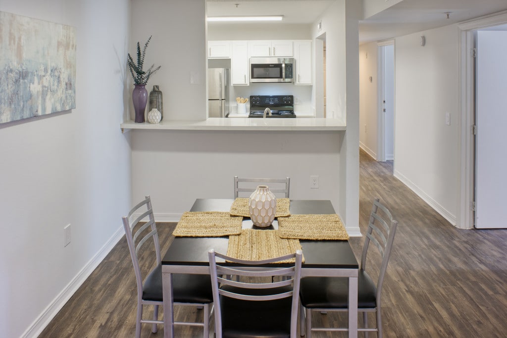 Lexington Crossing Gainesville, FL Apartments