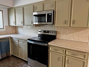 2412 Dartmouth St in Wichita Falls, TX - Building Photo - Building Photo