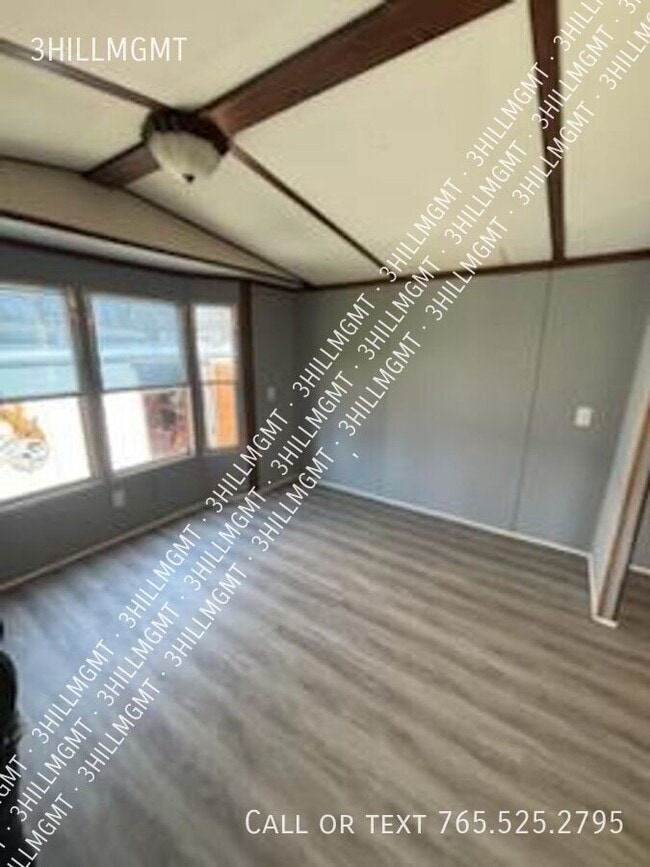 5600 W Kilgore Ave in Muncie, IN - Building Photo - Building Photo