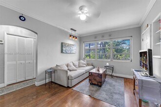 28 Almeria Ave in Coral Gables, FL - Building Photo - Building Photo