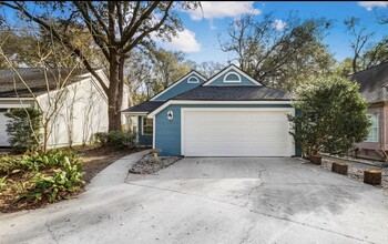 7784 Greenwich Ct E in Jacksonville, FL - Building Photo - Building Photo