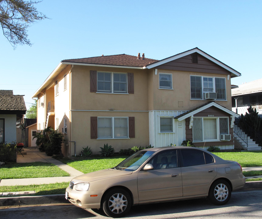 8360 Sargent Ave in Whittier, CA - Building Photo