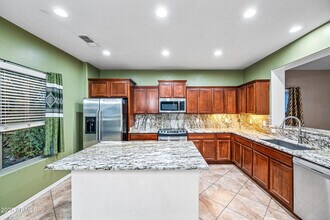 2236 W Davis Rd in Phoenix, AZ - Building Photo - Building Photo