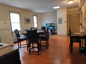 513 Park Ave in Baltimore, MD - Foto de edificio - Building Photo