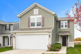 7832 Wolfgang Pl in Indianapolis, IN - Foto de edificio - Building Photo