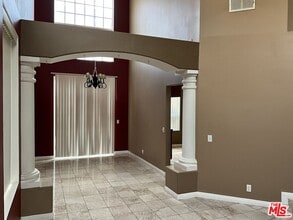 8087 Tuscany St in Fontana, CA - Building Photo - Building Photo