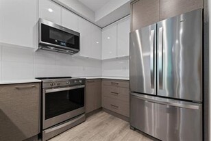 45500-45500 Market Way in Chilliwack, BC - Building Photo