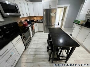 7 Story St in Cambridge, MA - Foto de edificio - Building Photo