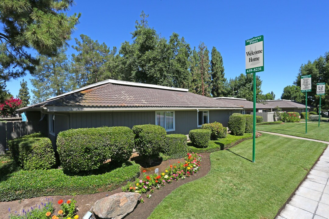 Monterey Pines Apartments in Fresno, CA - Building Photo