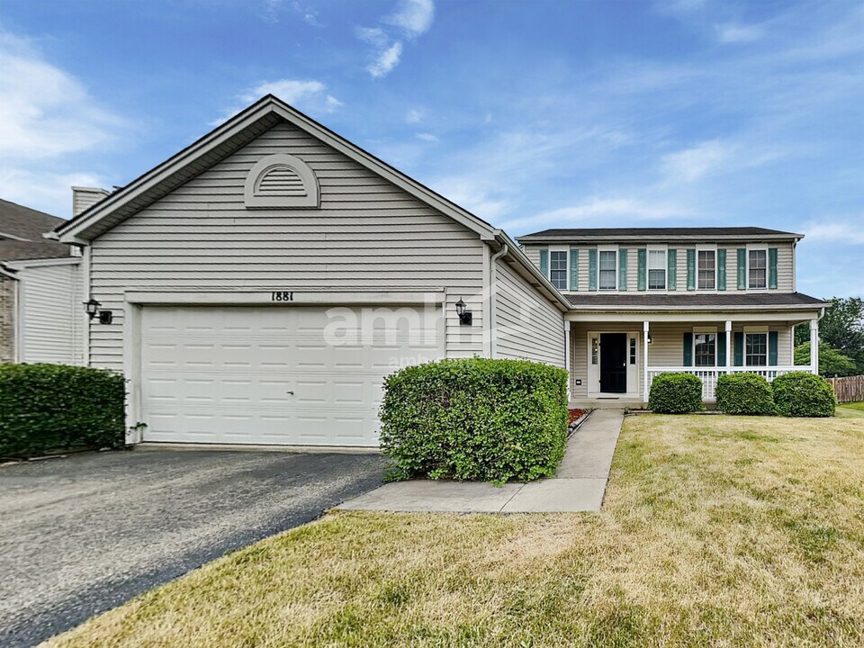 1881 Westmore Grove Dr in Plainfield, IL - Building Photo