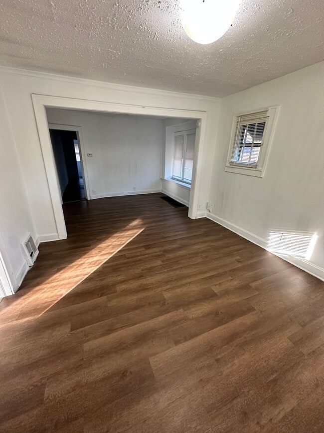 7000 Spruce Ave in Kansas City, MO - Building Photo - Building Photo