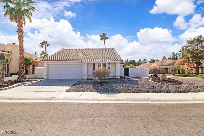 property at 765 Butternut Ct