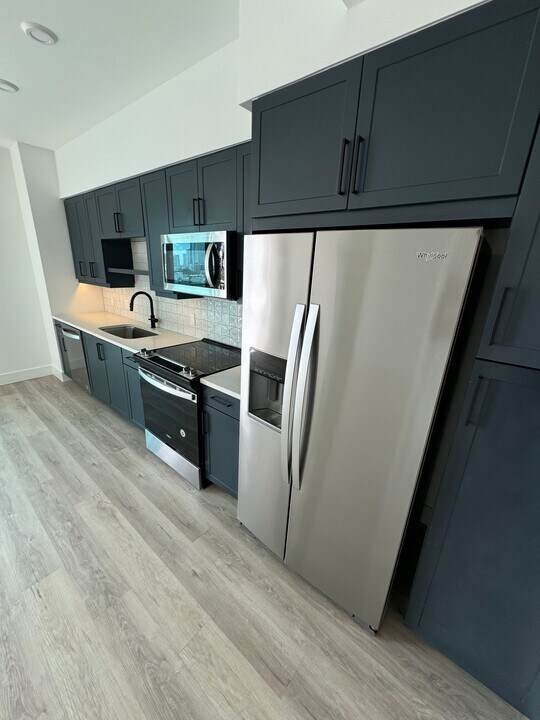 45 NW 31st St in Miami, FL - Building Photo