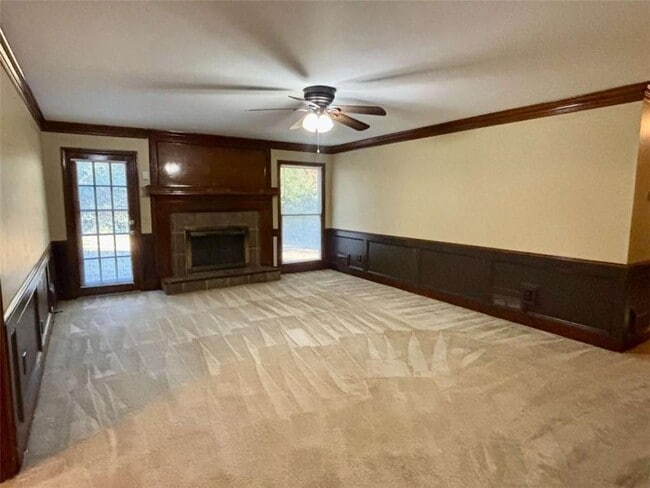 2021 N Oak Dr in Lawrenceville, GA - Building Photo - Building Photo