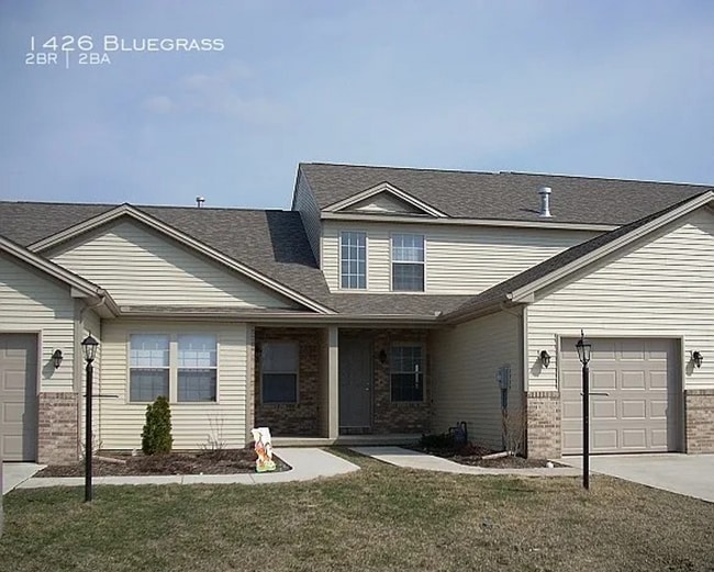 property at 1426 Bluegrass Ln