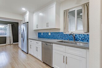 1108 Alice St in Davis, CA - Building Photo - Building Photo