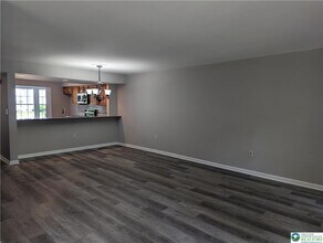 116 Commonwealth Dr in Bethlehem, PA - Building Photo - Building Photo