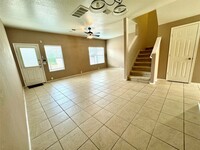 9631 Coyote Creek Dr, Unit 7207 in Houston, TX - Building Photo - Building Photo