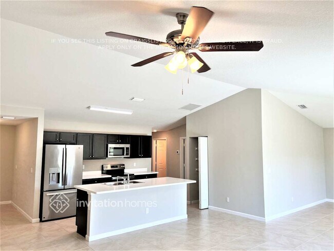 4660 SW Keats St in Port St. Lucie, FL - Building Photo - Building Photo