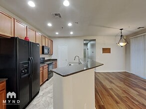 1409 N 81st Dr in Phoenix, AZ - Building Photo - Building Photo