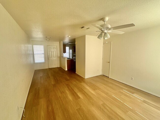 5705 Greengate Dr in Killeen, TX - Building Photo - Building Photo