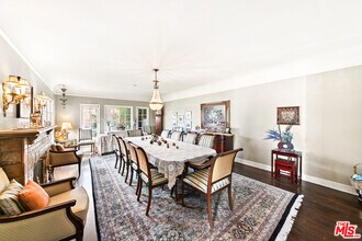 401 N McCadden Pl in Los Angeles, CA - Building Photo - Building Photo