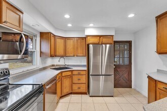 146 McCoy Place Rd in Sewickley, PA - Building Photo - Building Photo