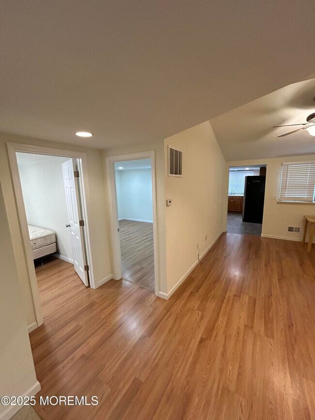55 E 5th St in Howell, NJ - Building Photo - Building Photo