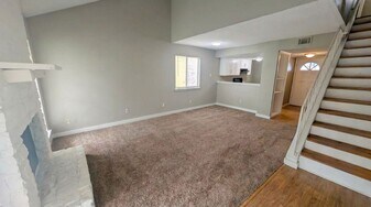 1711 Burton Dr in Austin, TX - Building Photo