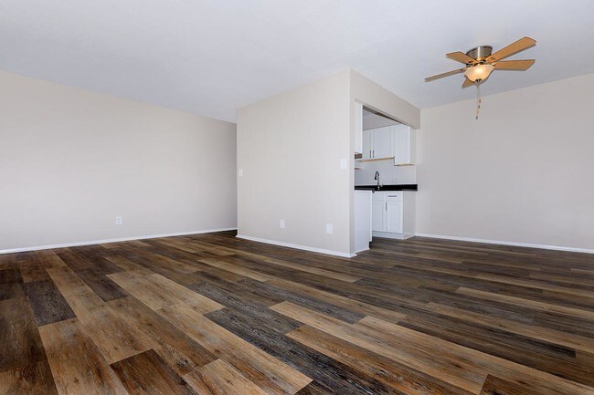 Willo Park Apartments in Willoughby, OH - Foto de edificio - Building Photo