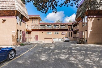 Ethyle Manor in Seattle, WA - Building Photo - Building Photo