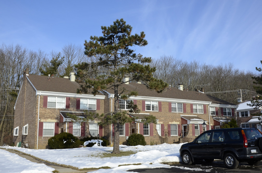 Mercer Park in Doylestown, PA - Building Photo